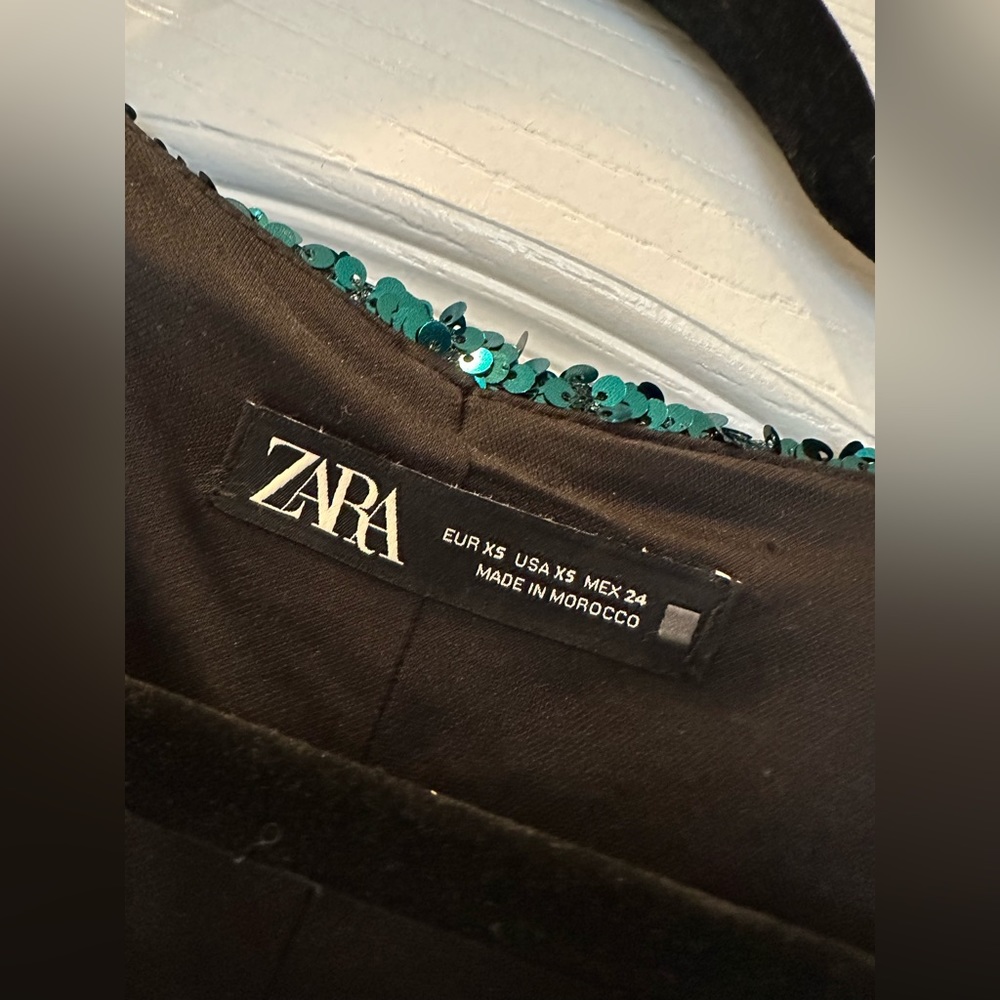 Green Sequin Zara Dress : Holiday , Party - Picture 4 of 8